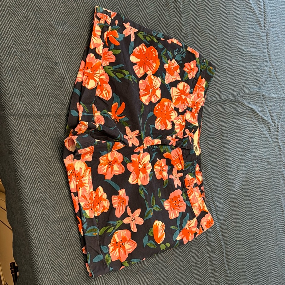 Floral cotton shorts